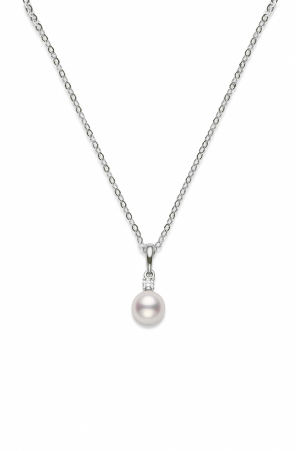 White Gold, Diamond & Pearl Pendant