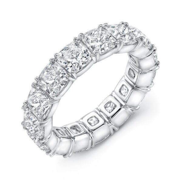 1-Row Cushion Cut Diamond Anniversary Ring