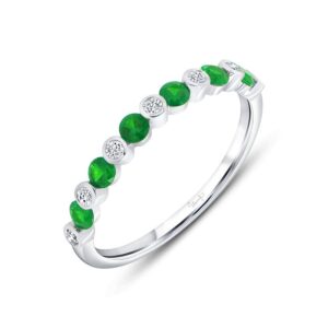 1-Row Round Emerald Fashion Ring