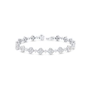 Clover Round Diamond Bracelet