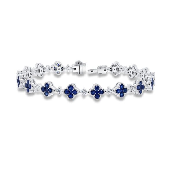 Clover Round Blue Sapphire Bracelet