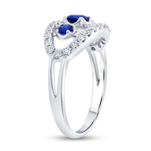 Three-Stone Fashion Ring - Image 2