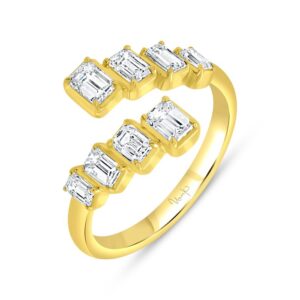Bezel Fashion Ring