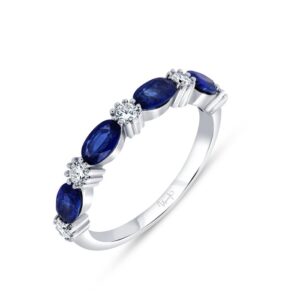 Oval Shaped Blue Sapphire Fashion Ring