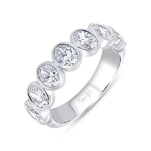 Bezel Fashion Ring
