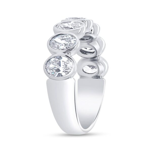 Bezel Fashion Ring - Image 2
