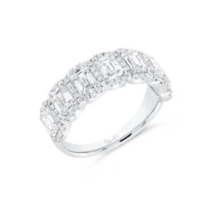 1-Row Emerald Cut Diamond Anniversary Ring