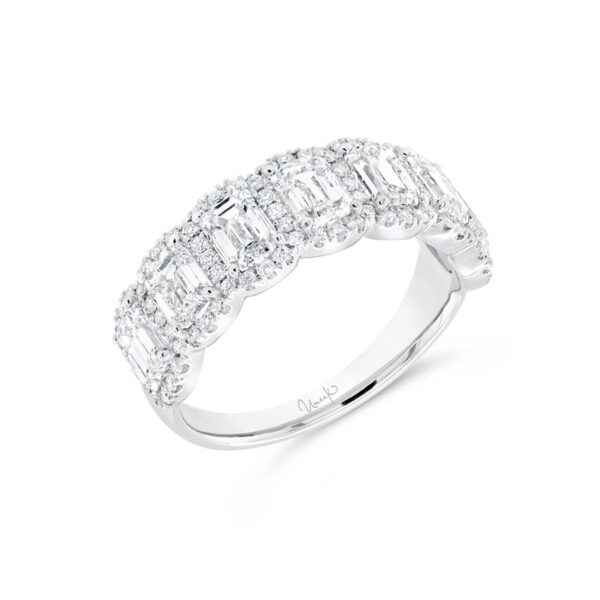 1-Row Emerald Cut Diamond Anniversary Ring