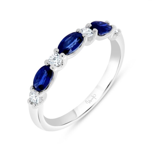 1-Row Oval Shaped Blue Sapphire Fashion Ring