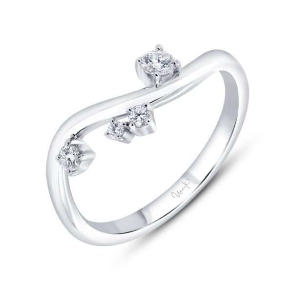 Curved Fashion Ring