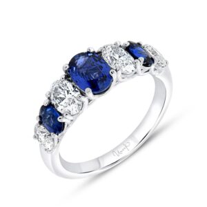 1-Row Oval Shaped Blue Sapphire Anniversary Ring