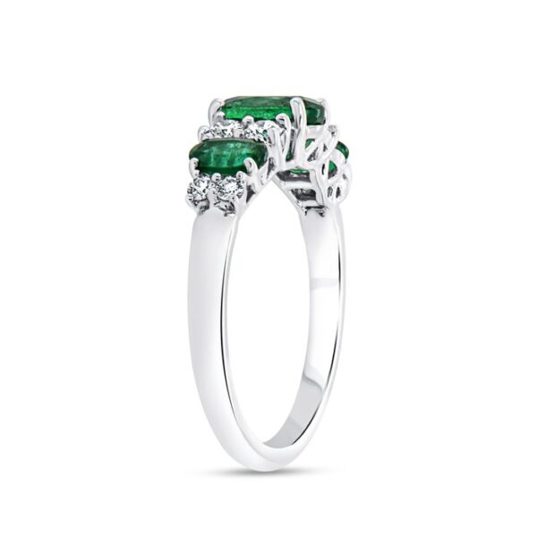 1-Row Oval Shaped Emerald Anniversary Ring - Image 2