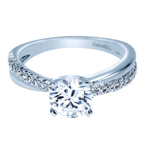 White Gold & Diamond Engagement Ring